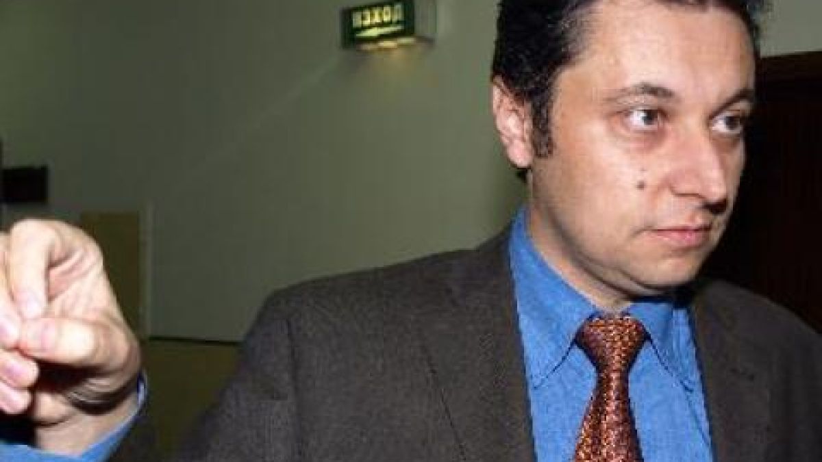 Яне Янев отива утре при Цветлин Йовчев по кадрови въпроси