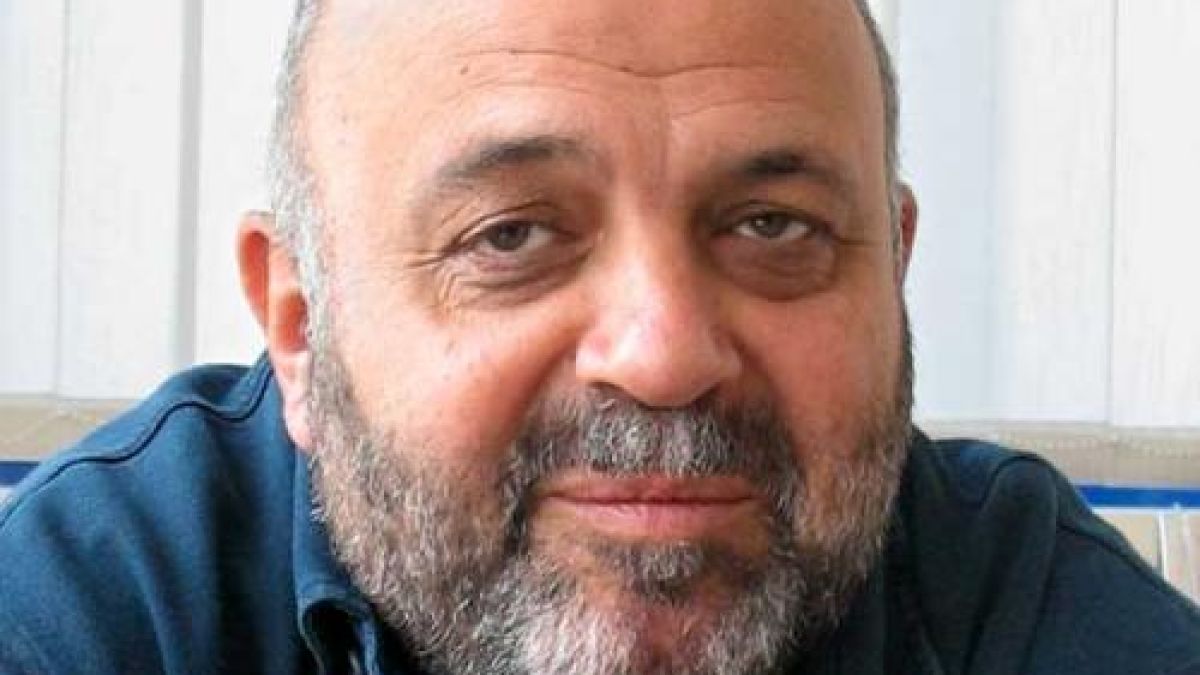 Поклонението пред Александър Божков е днес 