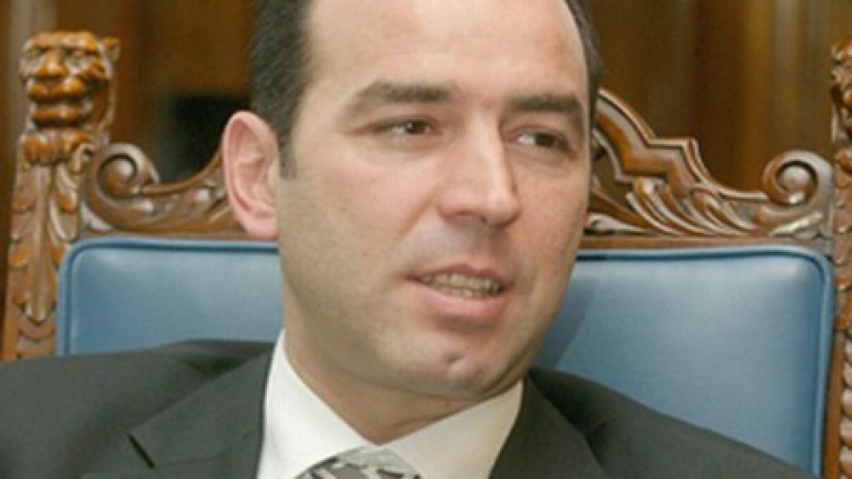 Пак избраха Иван Искров за управител на БНБ 