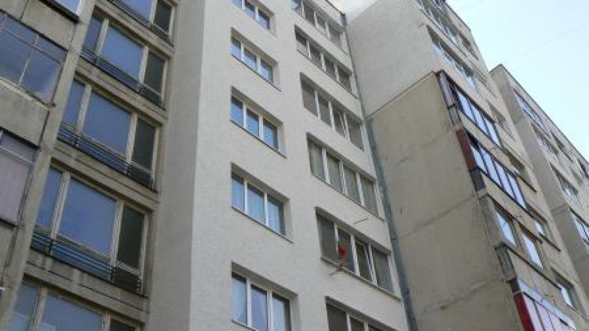 Ромски ковач продава запорирано жилище