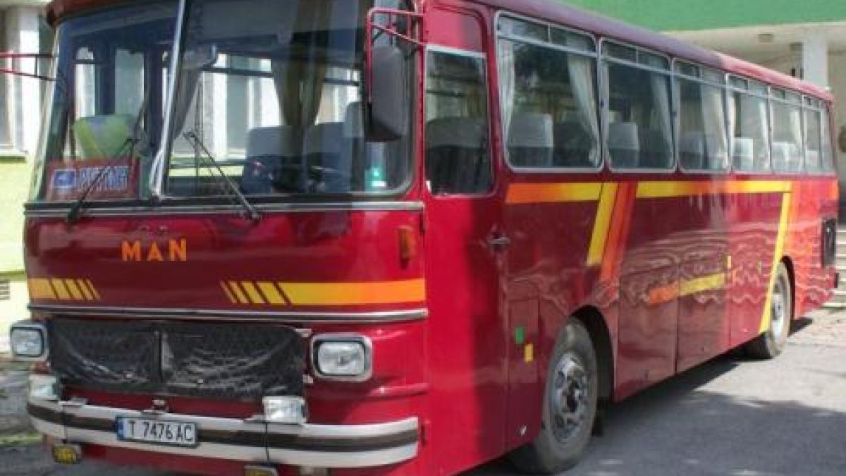 Спряха 222 автобуса, били потенциални убийци на пътя