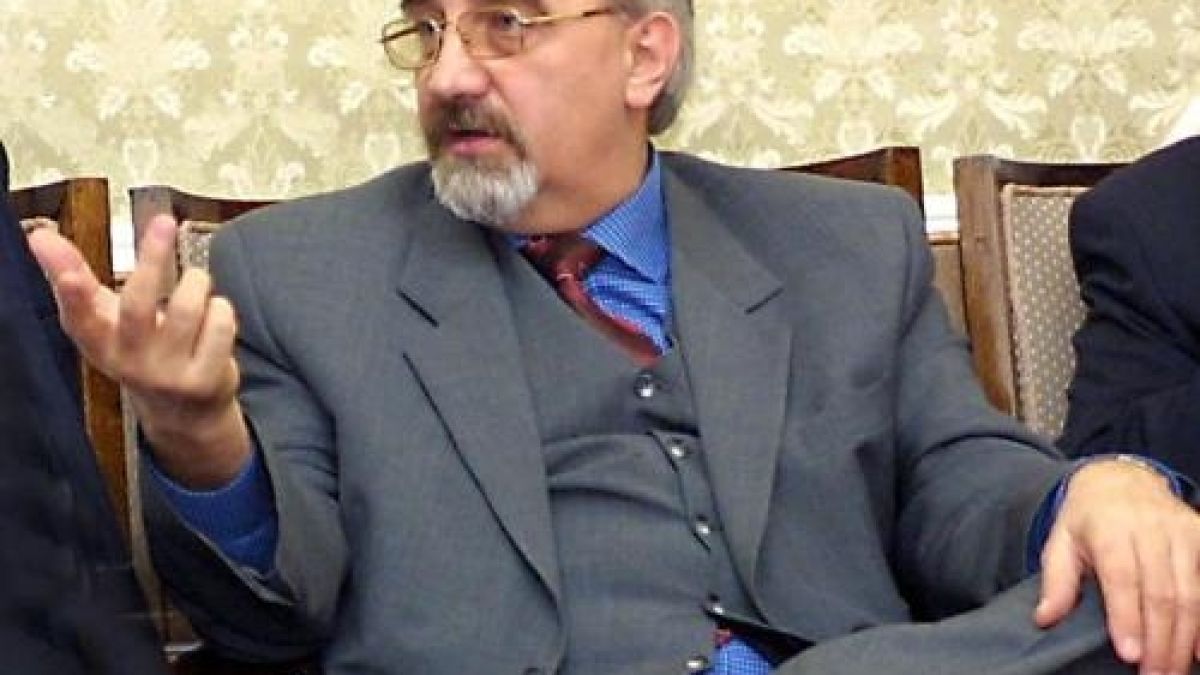 Муравей Радев: Сделката с външния дълг е отровна и предателска 