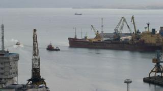 Мъгла затвори пристанище "Бургас", драмата започва във вторник