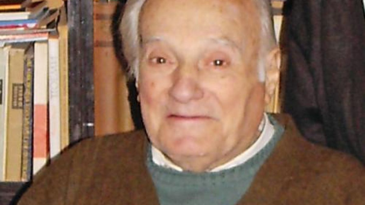 Почина Йордан Дачев