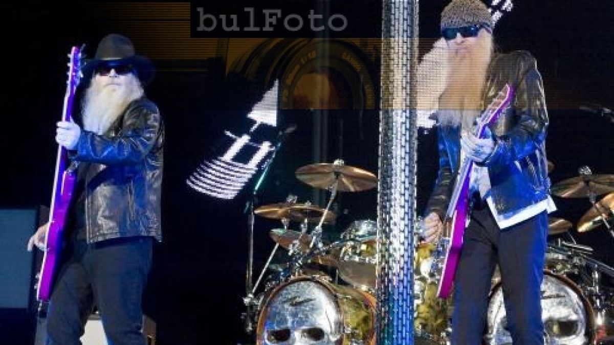 ZZ TOP отвяха брадите на феновете си в България