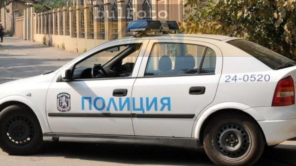 Стрелба насред пътя край ДАНС