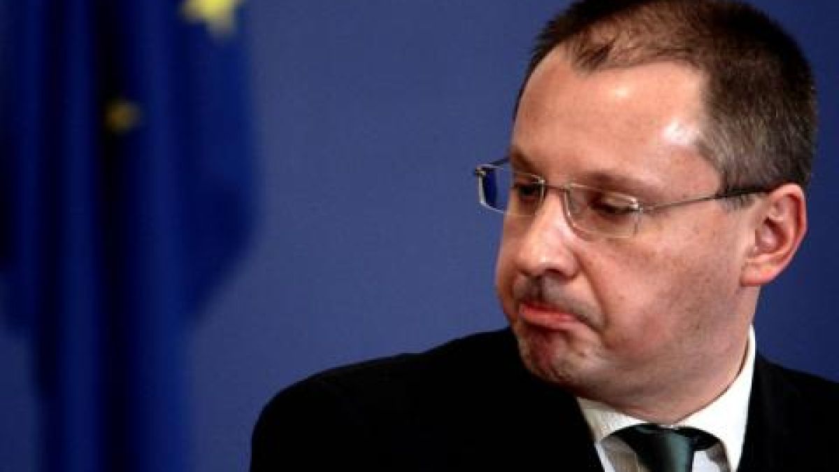 Станишев прави кабинет в сянка 