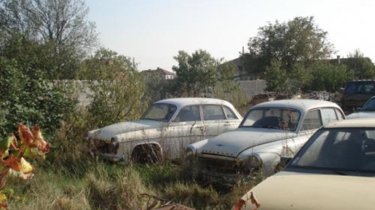 Криза: Крадат стари коли и части за тях