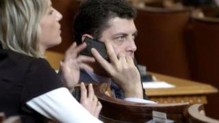 Милен Велчев – тайнственият министър с кристалния пепелник?