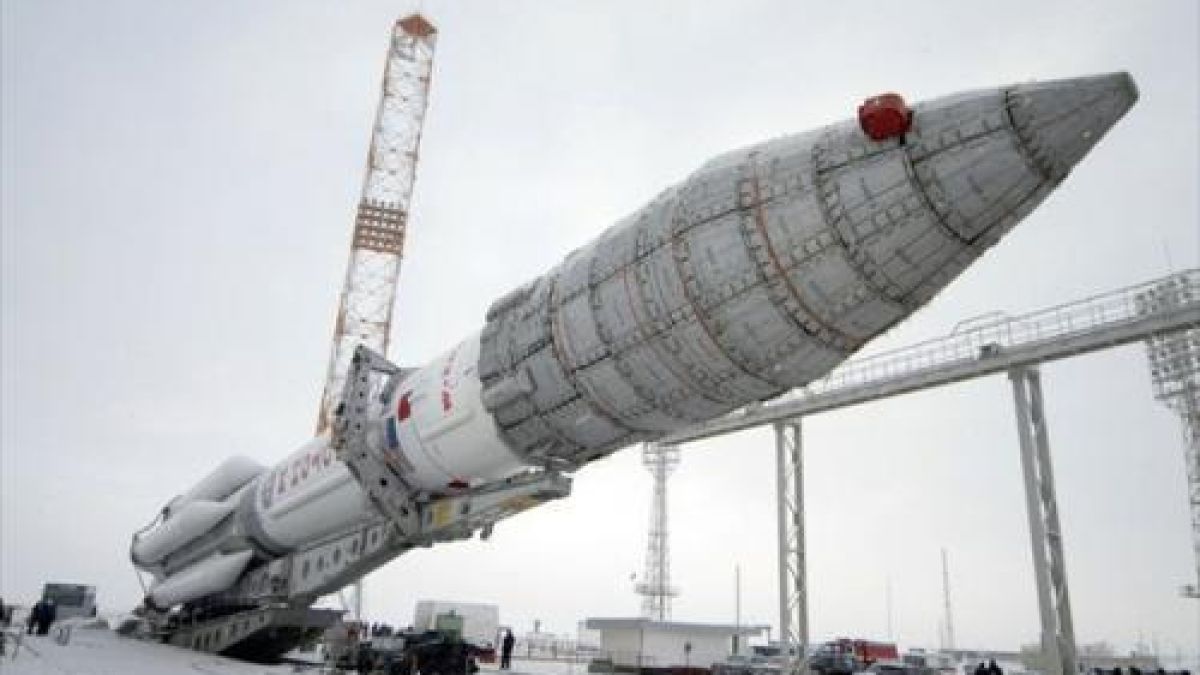 Американски спътник полита в космоса с руска ракета в края на месеца