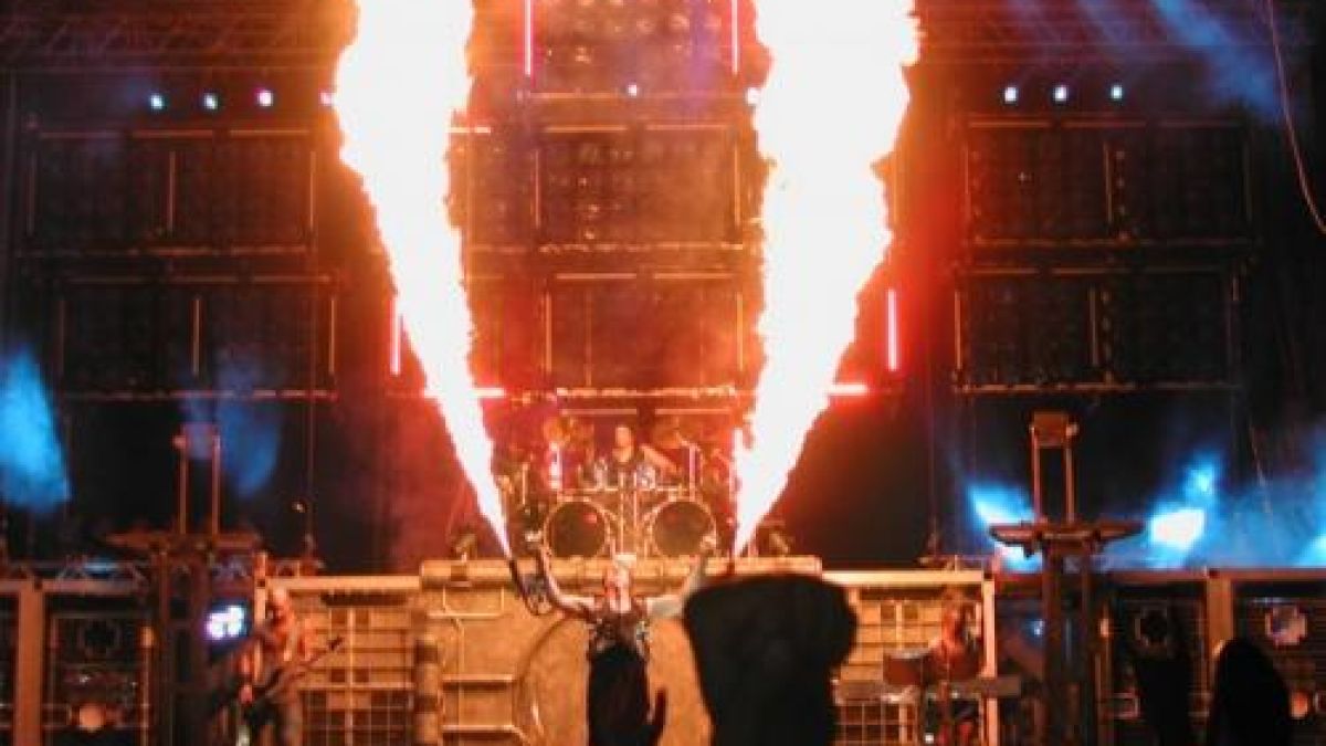 Забраняват пироефектите на Rammstein в Русия - ВИДЕО