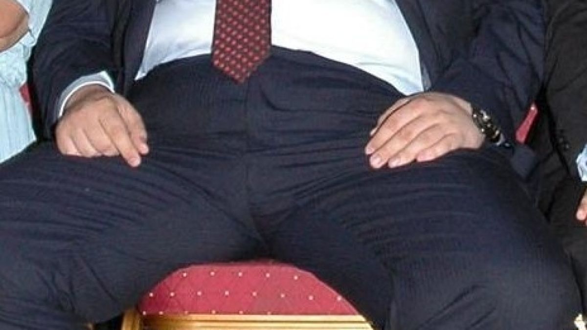 Бомба за Дeлян Пеевски 