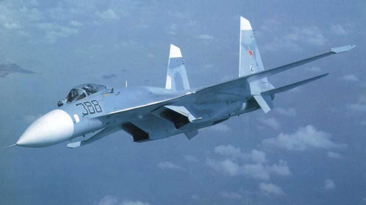 Руски изтребител СУ - 27 изчезна при тренировъчен полет в Далечния Изток