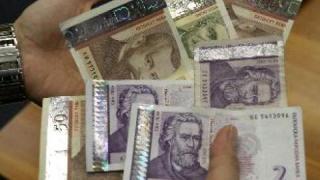 Ограбиха служителка в заложна къща