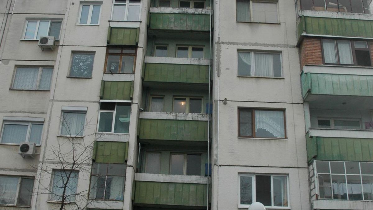 Борец оцеля след падане от седмия етаж!