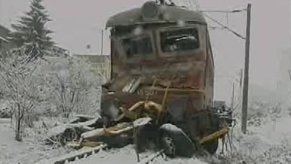 Почина машинистът на влака, който блъсна снегорин