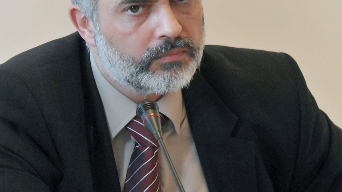 Бащата - изнасилвач от Сандански плашел социалните със смърт