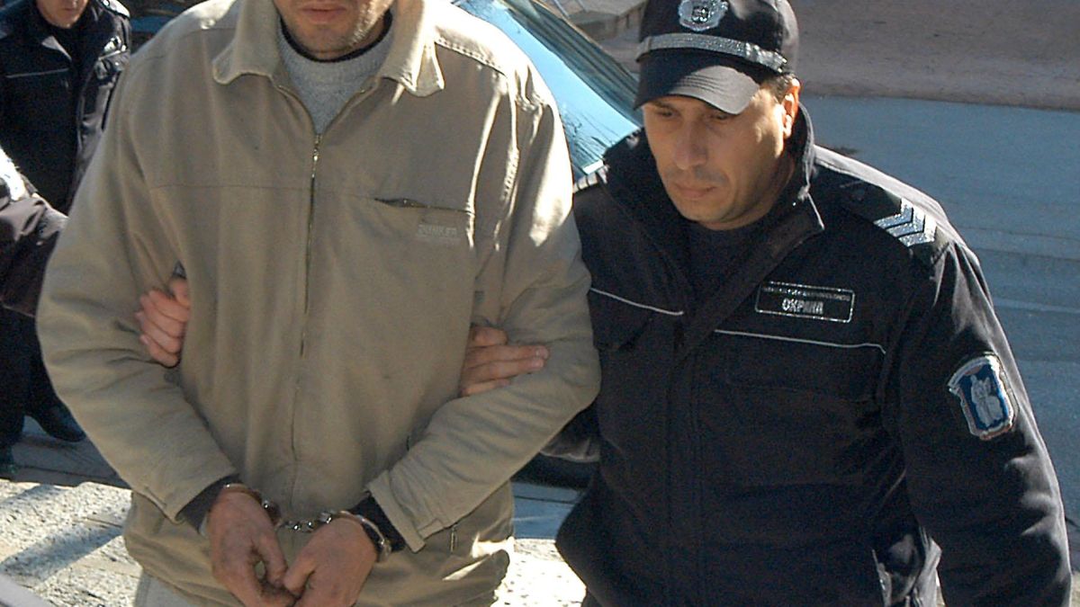 Извергът от Сандански с нов адвокат