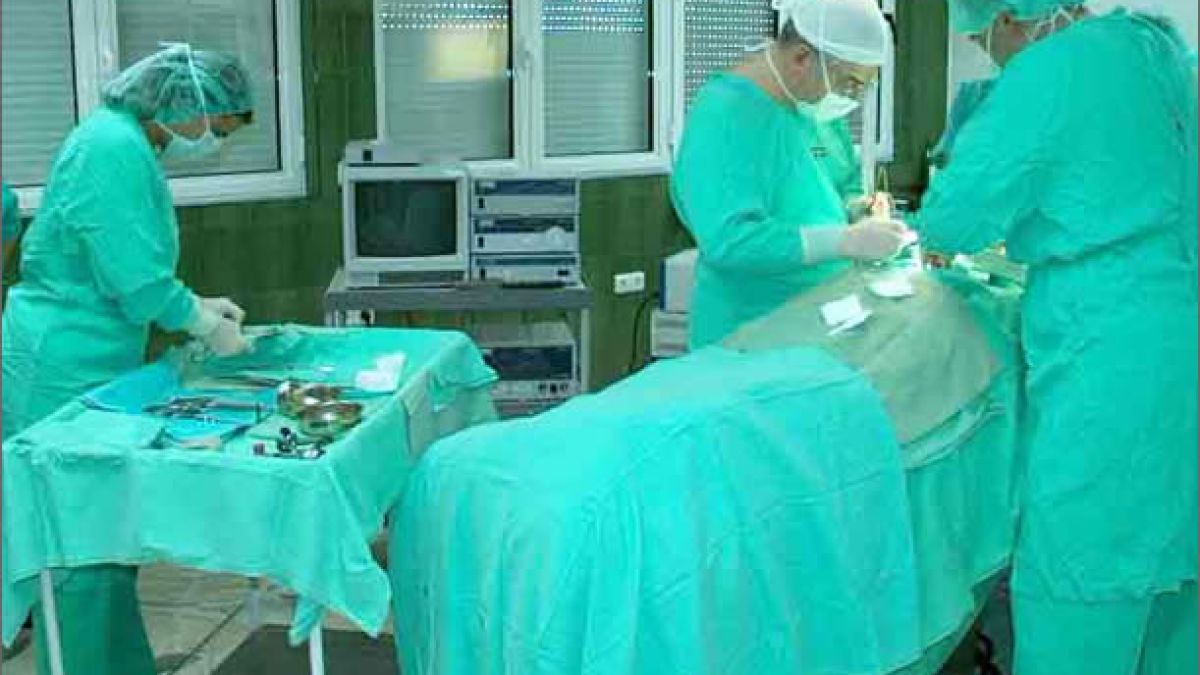 Закърпиха потрошената ватманка, до месец ще ходи нормално