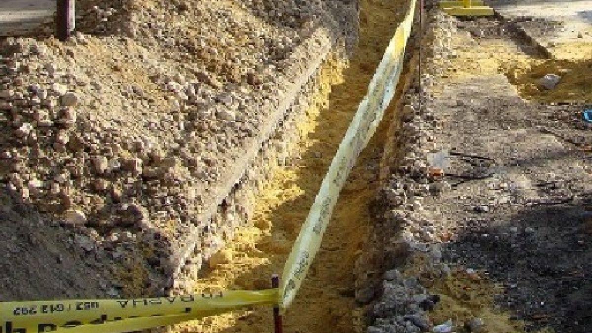 Варненска улица потъна из общински бумаги