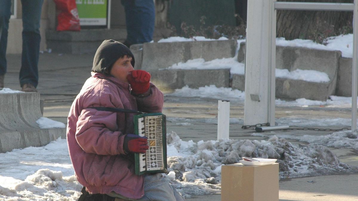 Прочистват София с операция "Просяк"
