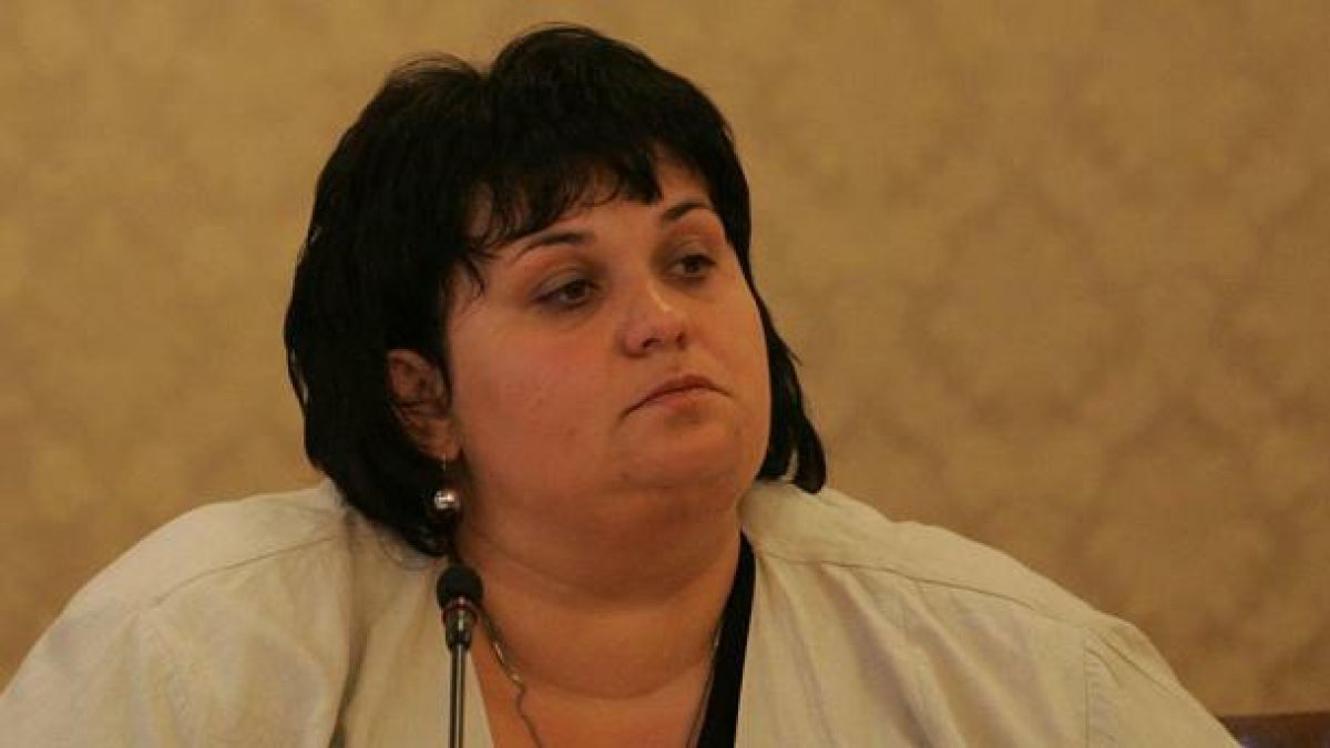 Тръгна подписката за импийчмънт на Първанов 