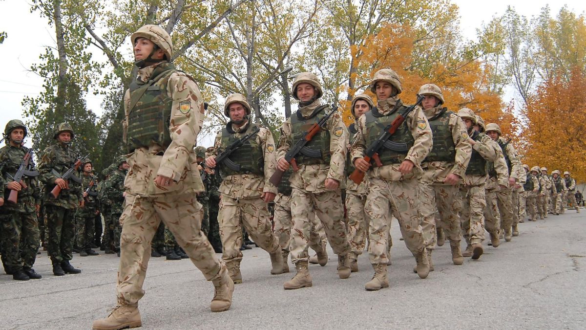 Появи се скандалната презентация на майор Благоева за 3 март