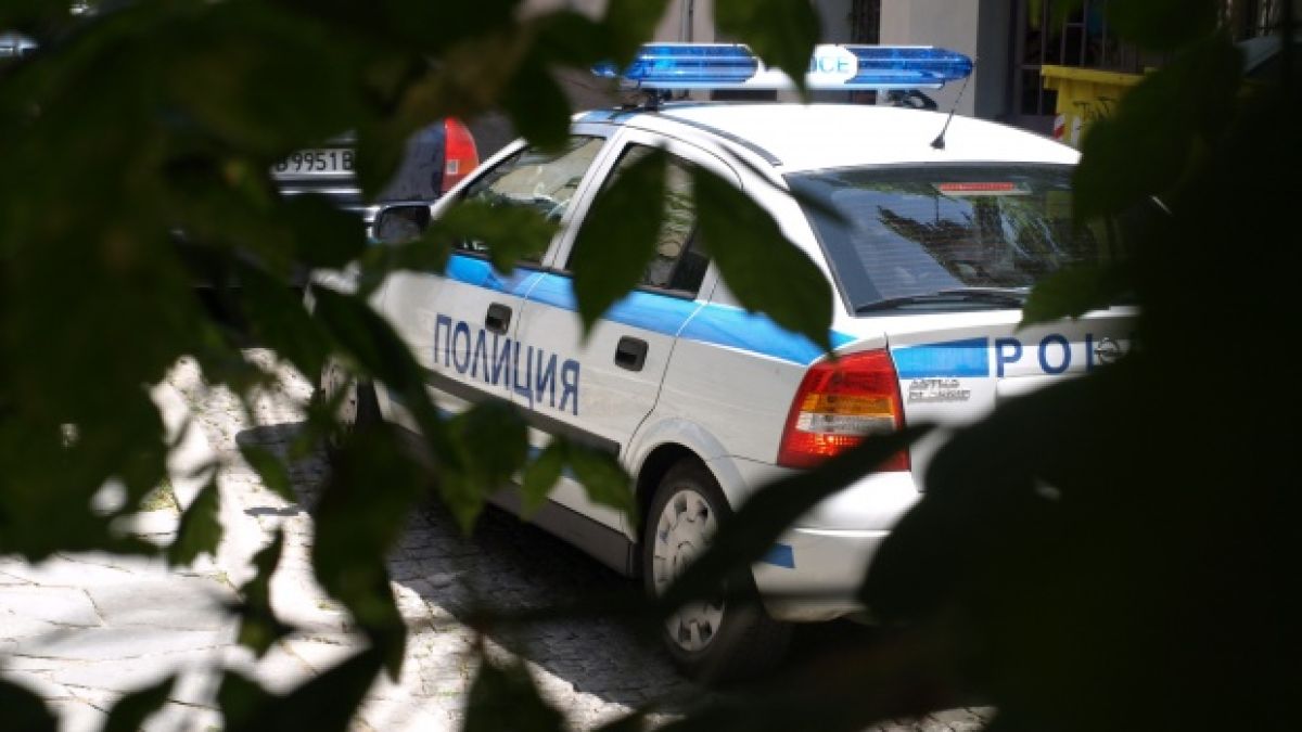 Бивш служител в сигурността, баща на ченге, се простреля в главата 