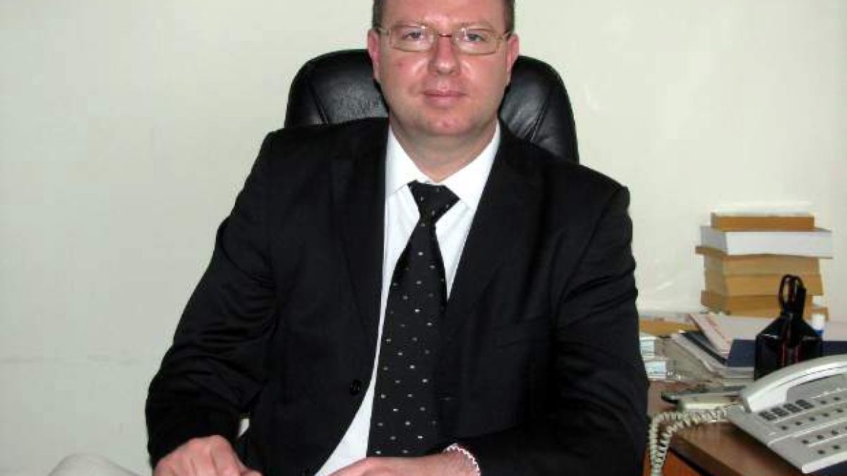 Шефът на НАП: Намушкаха с нож ревизор, щеше да умре!