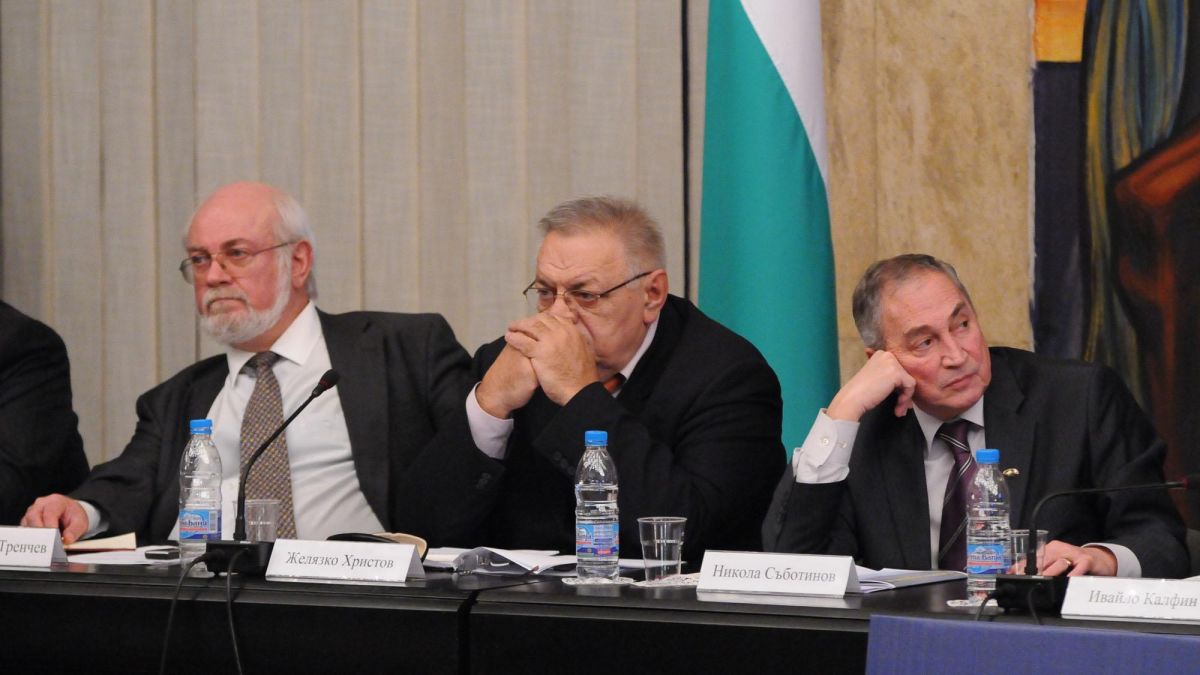 Супер тесла: ДДС скача с 4%?