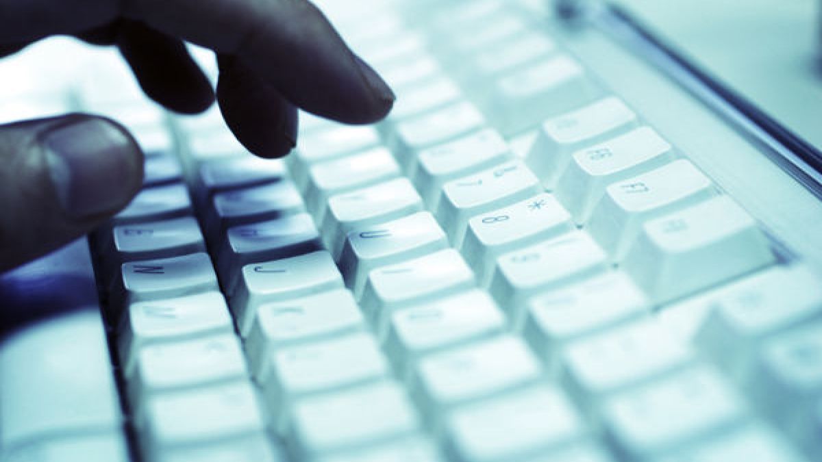 Китайски хакери удариха пощата на Yahoo