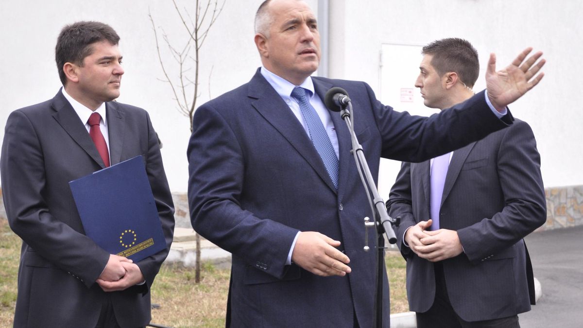 Депутатите питат Бойко за Шенген
