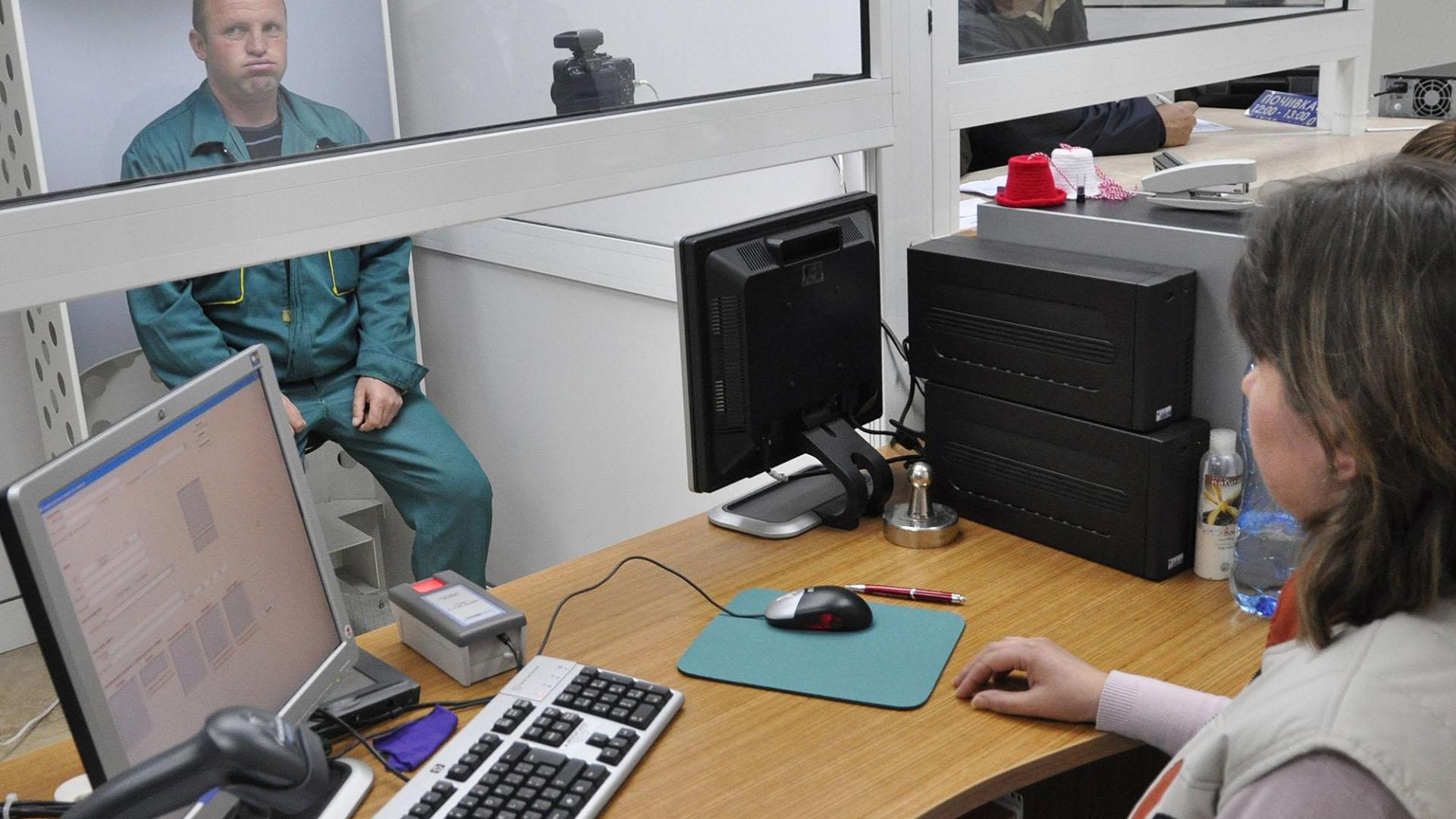 Голяма новина за бъдещето на личните карти у нас, скоро ще...