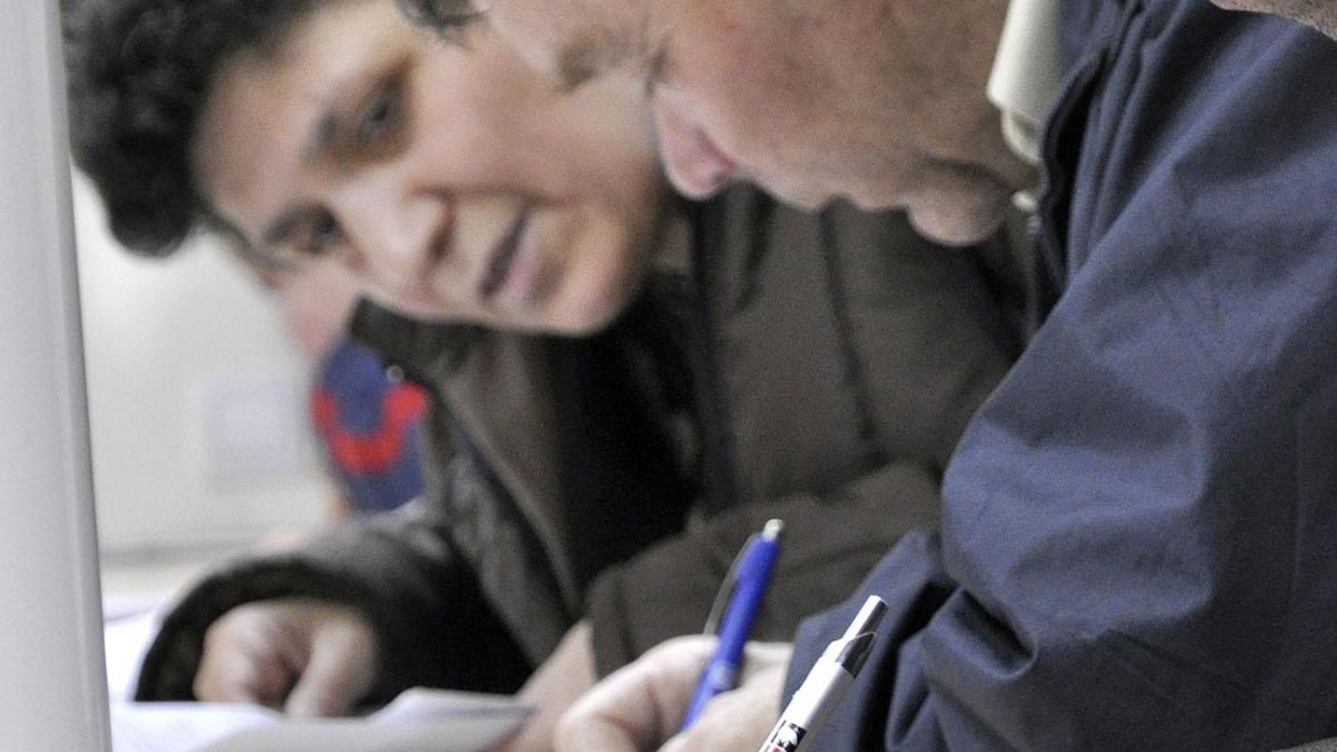 Системата за новите документи пак блокира