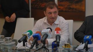 Алексей Петров  подслушвал бръмбарите на МВР