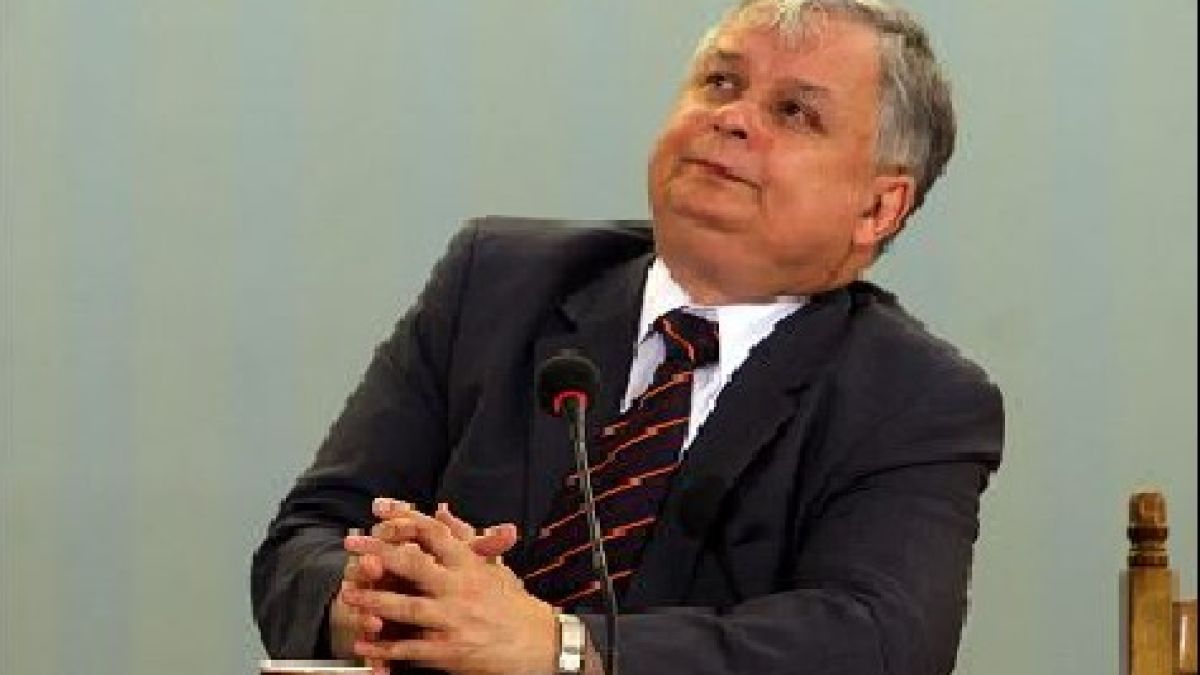 Българи създават фондация "Лех Качински"  в помощ на деца без родители