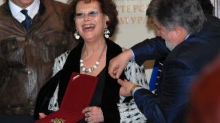 Наградиха Клаудия Кардинале в Министерството на културата