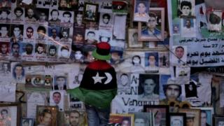Официално: НАТО пое командването в Либия