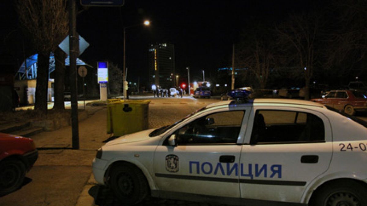 Обезобразен труп на млад мъж намериха край Киноцентъра