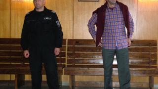 Лечков проверява съдията, остранила го от кметския пост