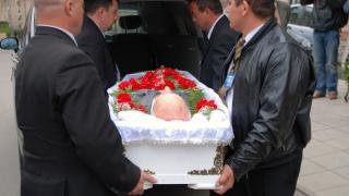 Стотици изпратиха Георги Русев в последния му път