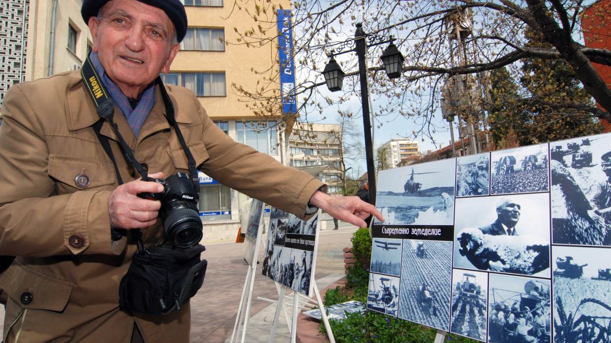 Легенда на българската фотография участва в "Южна пролет" с изложба