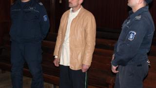 20 години за син, убил по жесток начин майка си