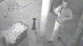 Търсят обирджия по видеозапис