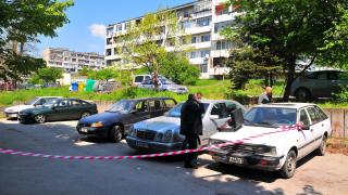 Откриха надупчен на решето мъж на паркинг във Варна 