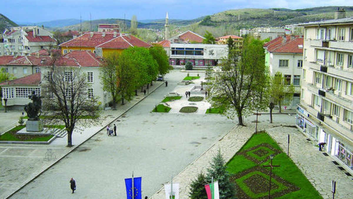 Откриха труп на мъж в хотел 