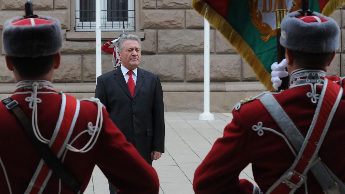 Първанов и Станишев лансират Марин за президент?