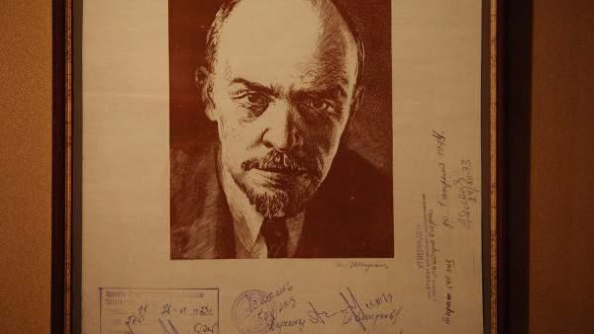 Разсекретиха еврейските корени на Ленин