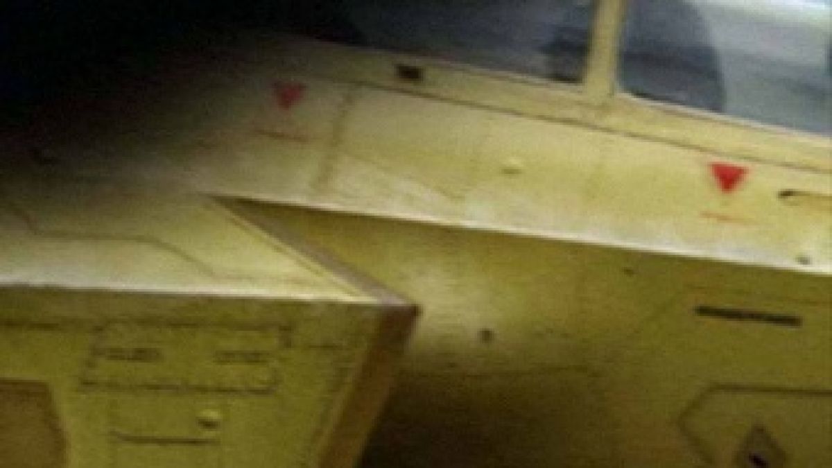 В интернет се появи фотография на най-новия китайски изтребител