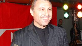 Стоичков води испанци за аквапарк в София